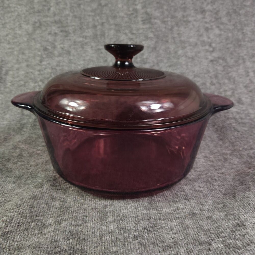 VTG Visions Corning Ware Cranberry 2.5 QT Casserole Dish # 1156 With  Lid